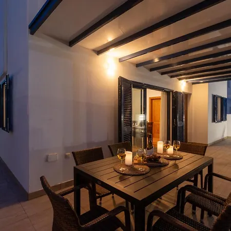 240 - Casa Serena By Now Ltd וילה *